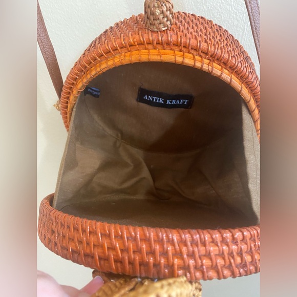 Antik Kraft Orange Woven Crossbody Bag - Picture 3 of 4